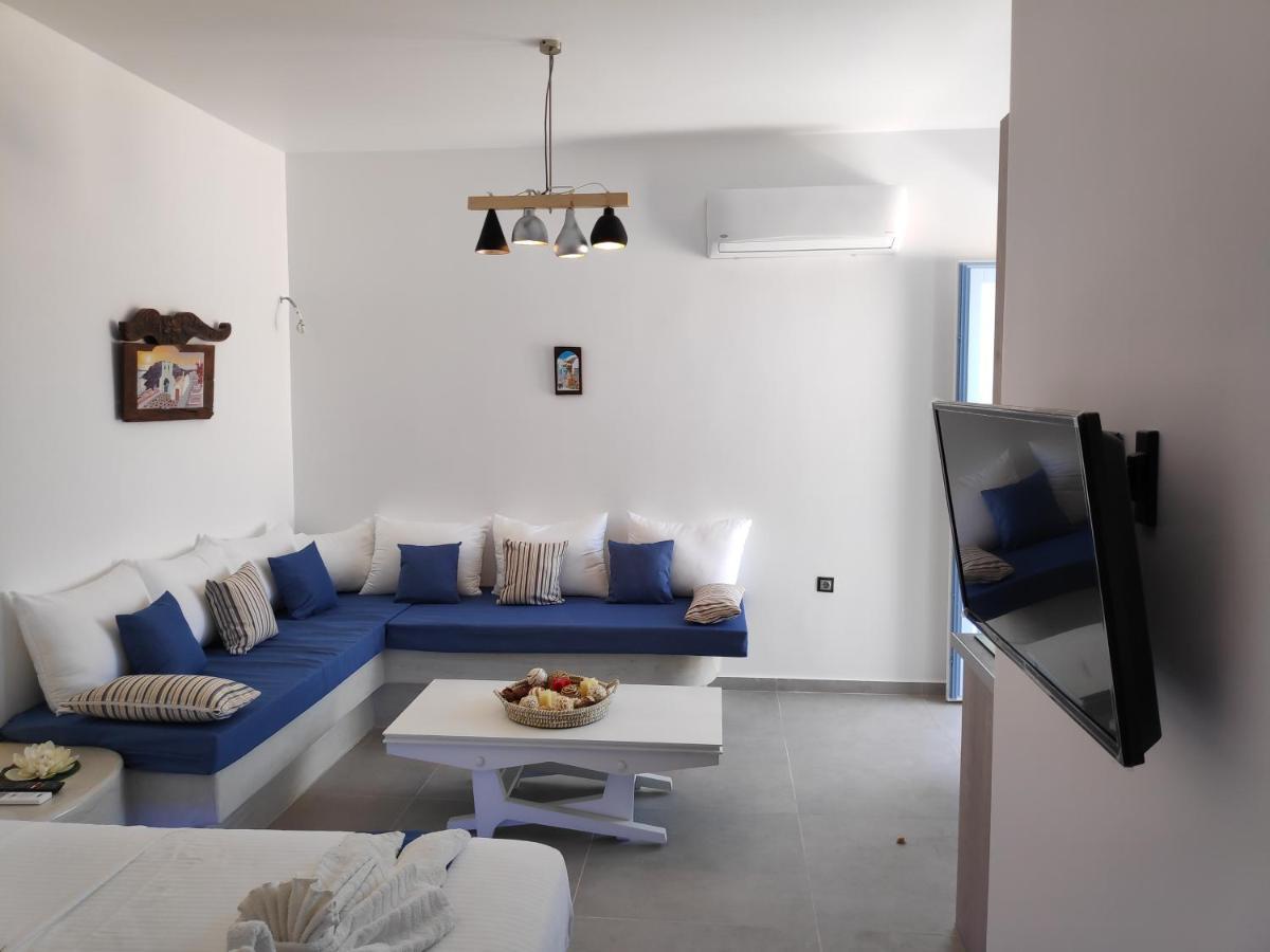 Santoxenia Studio Dirmelas Kamari  Bagian luar foto